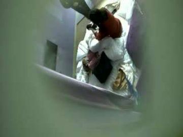 勾搭隔壁极品白嫩爆乳美少妇 沙发上各种激情 口中喊着不行 身体却主动迎合着