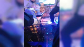 疯狂淫乱的KTV包间第01集