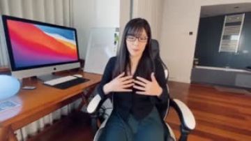 亚裔丰满白虎性爱导师，亲身下海教导路人各种体位做爱教学