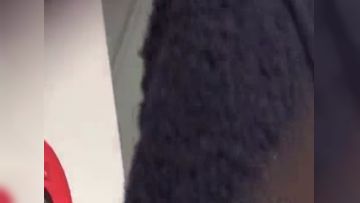 【厕所偷拍】美女小便偷拍，露脸