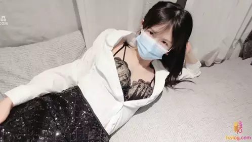 骚妈自慰，阴蒂高潮2次。福利视频8分钟
