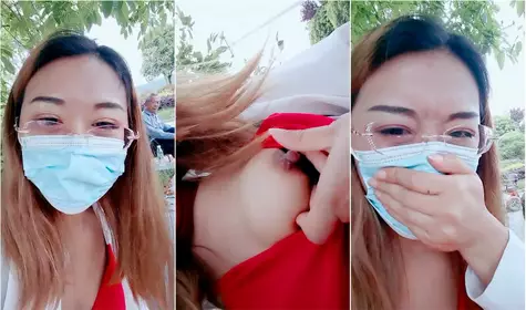 短发人妻美妇居家跳果舞,目测30多岁,奶子有点下垂,扭来扭去很是专业