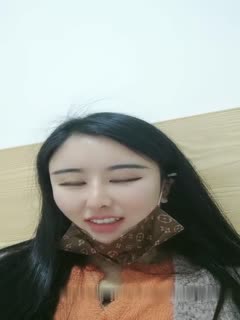 约炮附近人屌丝宾馆开房啪啪小哥太紧张干会就射了女皇还没高潮