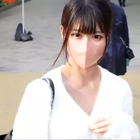 FC2PPV-4003498 『完全颜出し』『无』喋ってるとこの动画SNSとかにUPしないよね？？