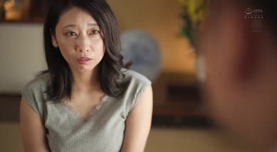 JUR-227 爱する夫の为に、身代わり周末肉便器。 超绝伦极悪オヤジに、孕むまで何度も中出しされ続けて…。 白峰郁美